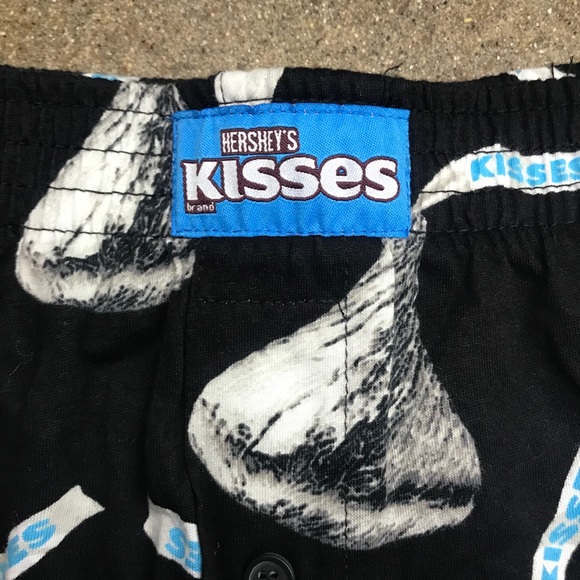 🆕 Mens Hershey Kiss Boxers w/mini giftbag included #Father’s Day - Picture 3 of 5